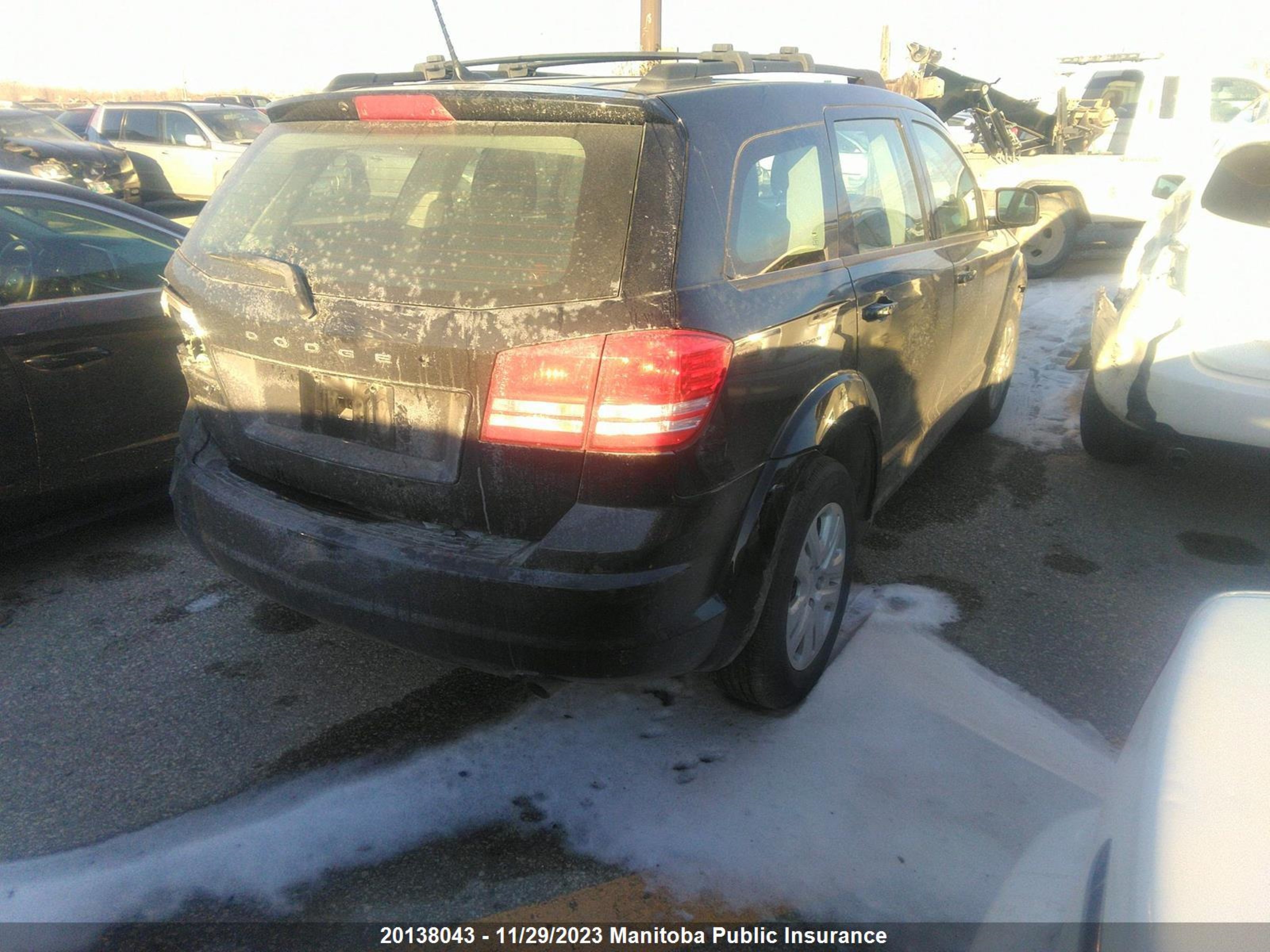 Photo 3 VIN: 3C4PDCAB3GT177515 - DODGE JOURNEY 