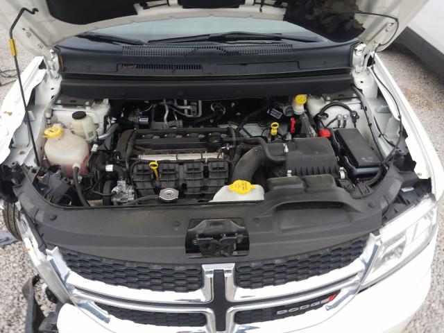 Photo 6 VIN: 3C4PDCAB3GT212103 - DODGE JOURNEY 