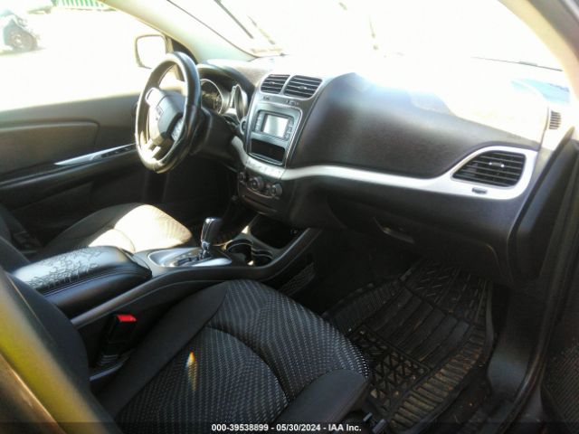 Photo 4 VIN: 3C4PDCAB3HT549839 - DODGE JOURNEY 