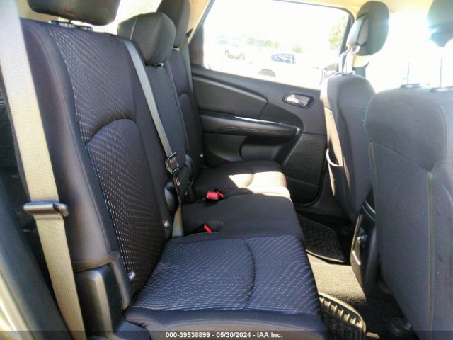 Photo 7 VIN: 3C4PDCAB3HT549839 - DODGE JOURNEY 