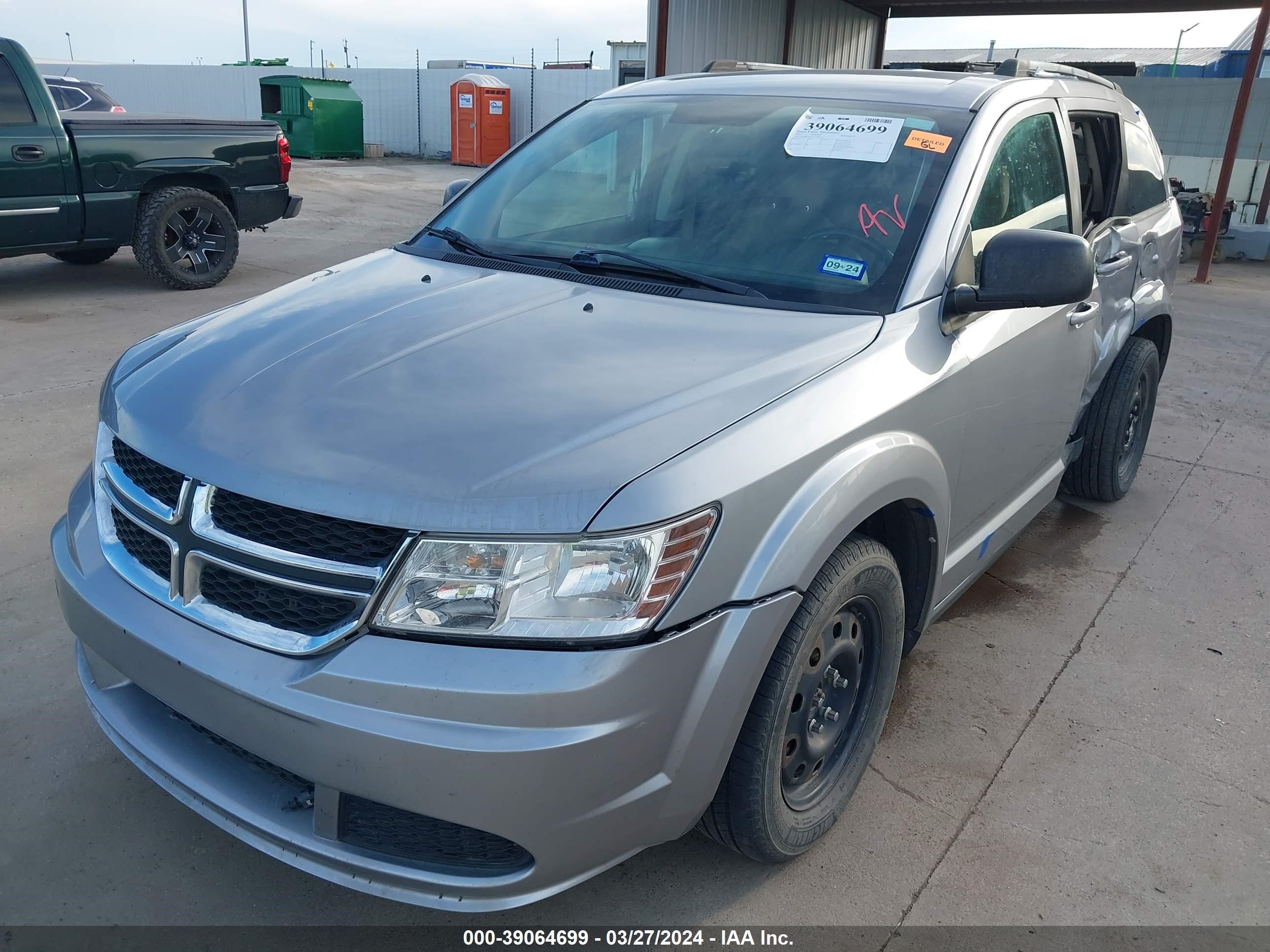 Photo 1 VIN: 3C4PDCAB3HT590312 - DODGE JOURNEY 