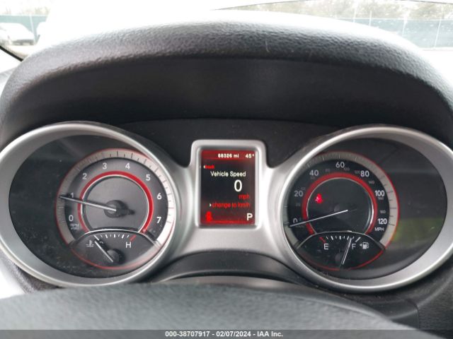 Photo 6 VIN: 3C4PDCAB3JT243245 - DODGE JOURNEY 