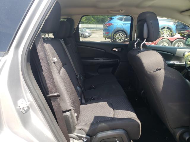 Photo 5 VIN: 3C4PDCAB3JT510285 - DODGE JOURNEY SE 