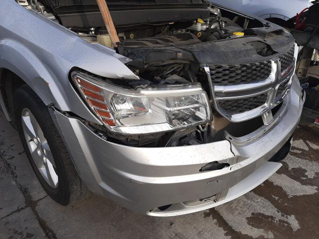 Photo 8 VIN: 3C4PDCAB4DT623442 - DODGE JOURNEY SE 