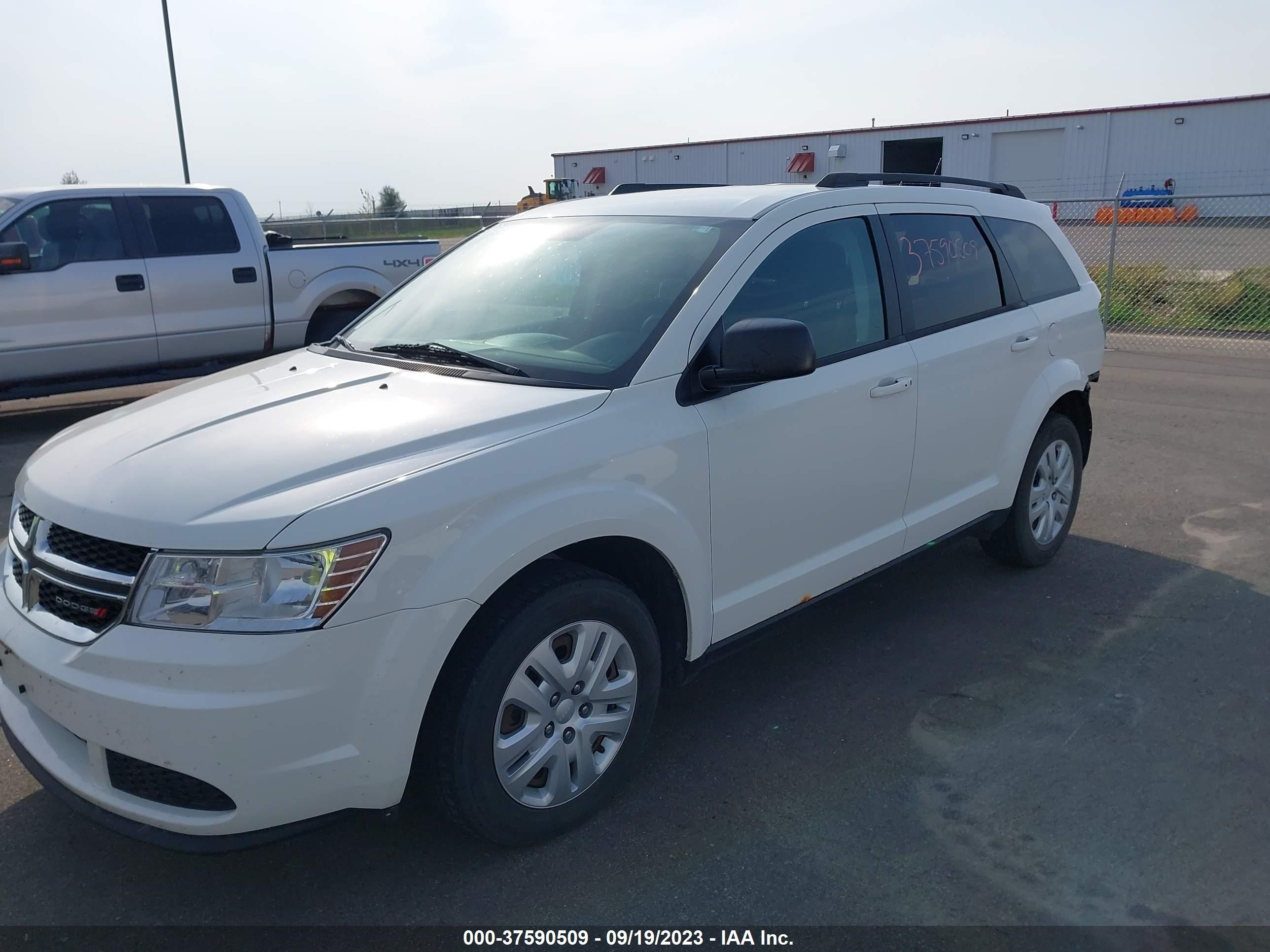 Photo 1 VIN: 3C4PDCAB4ET284408 - DODGE JOURNEY 