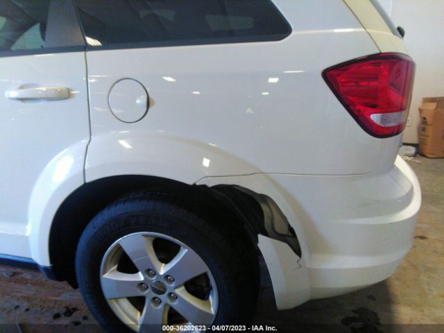 Photo 5 VIN: 3C4PDCAB4FT637845 - DODGE JOURNEY 