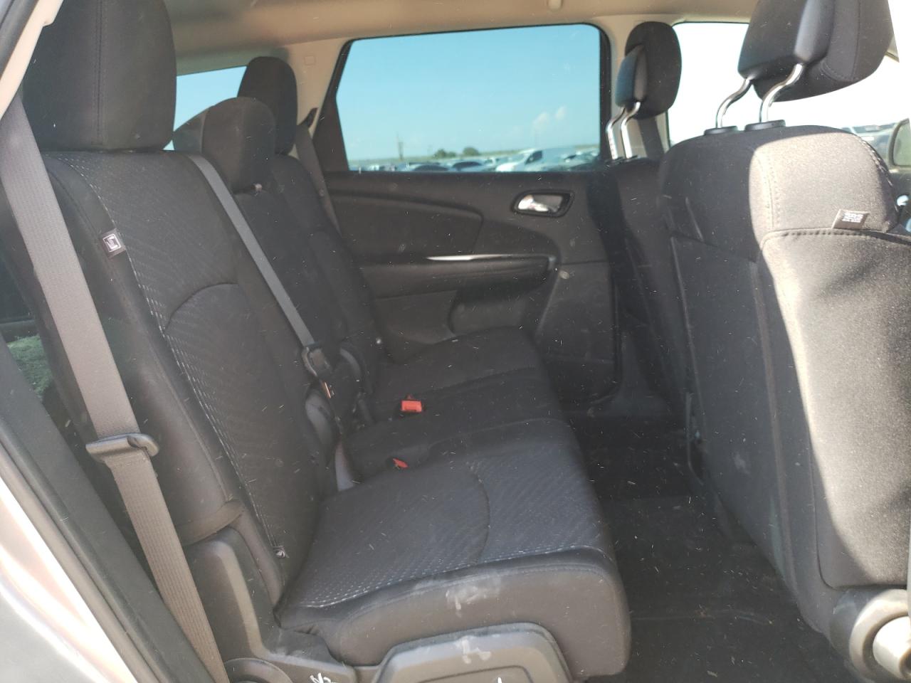 Photo 9 VIN: 3C4PDCAB4FT688083 - DODGE JOURNEY 