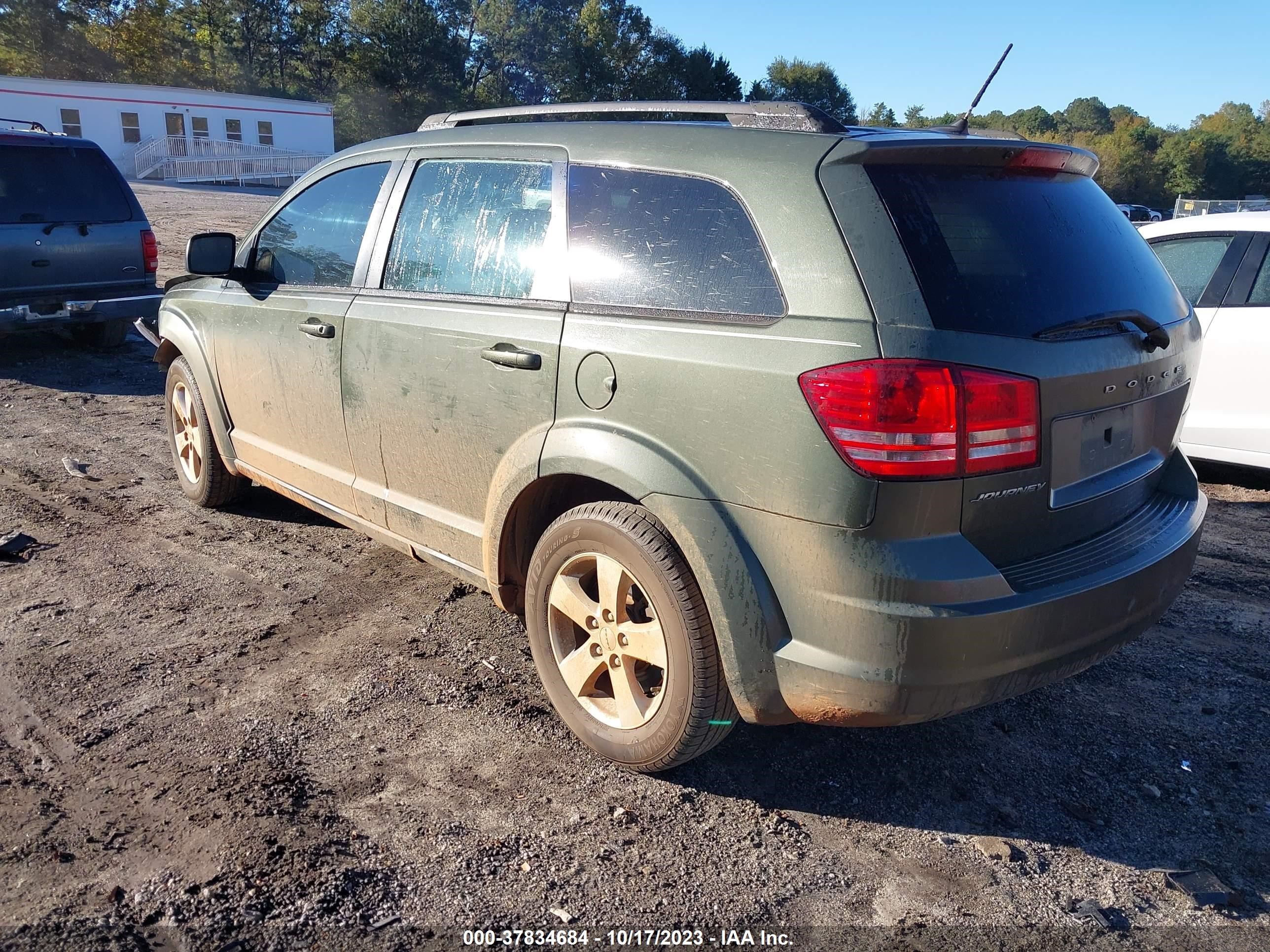 Photo 2 VIN: 3C4PDCAB4GT186076 - DODGE JOURNEY 