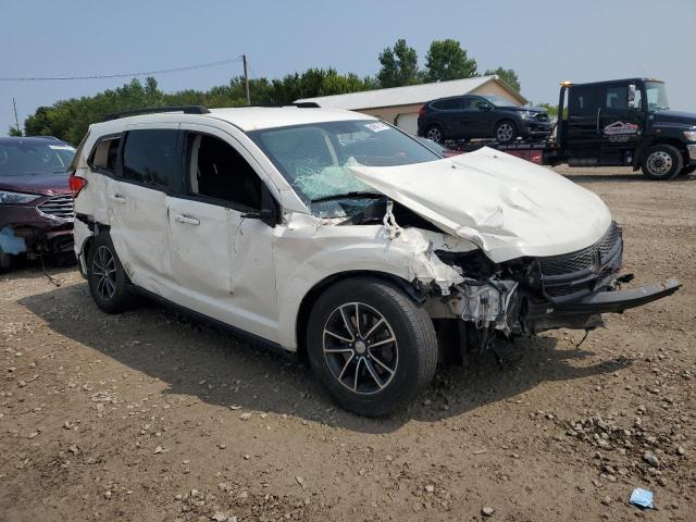 Photo 3 VIN: 3C4PDCAB4HT586883 - DODGE JOURNEY SE 