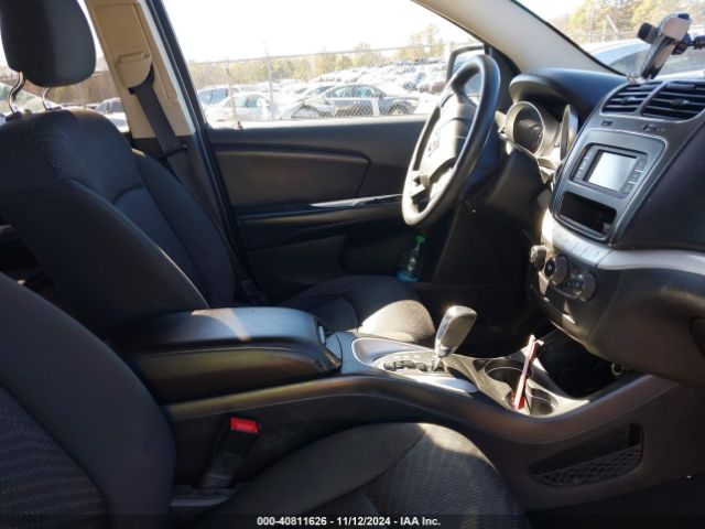 Photo 4 VIN: 3C4PDCAB4HT710070 - DODGE JOURNEY 