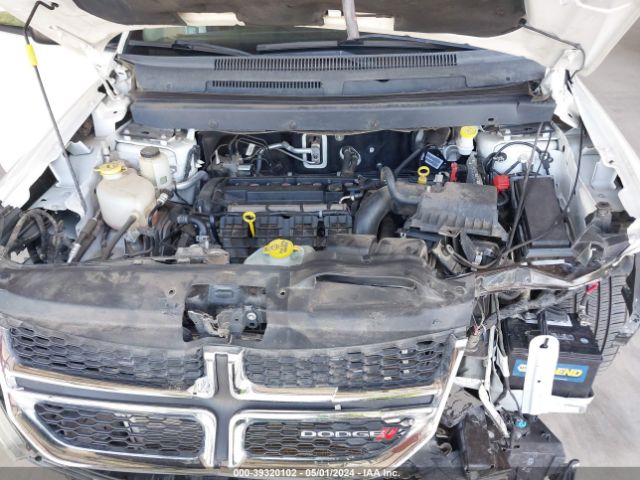 Photo 9 VIN: 3C4PDCAB4JT275718 - DODGE JOURNEY 