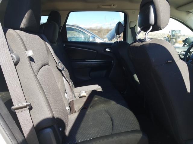 Photo 5 VIN: 3C4PDCAB4JT421647 - DODGE JOURNEY SE 