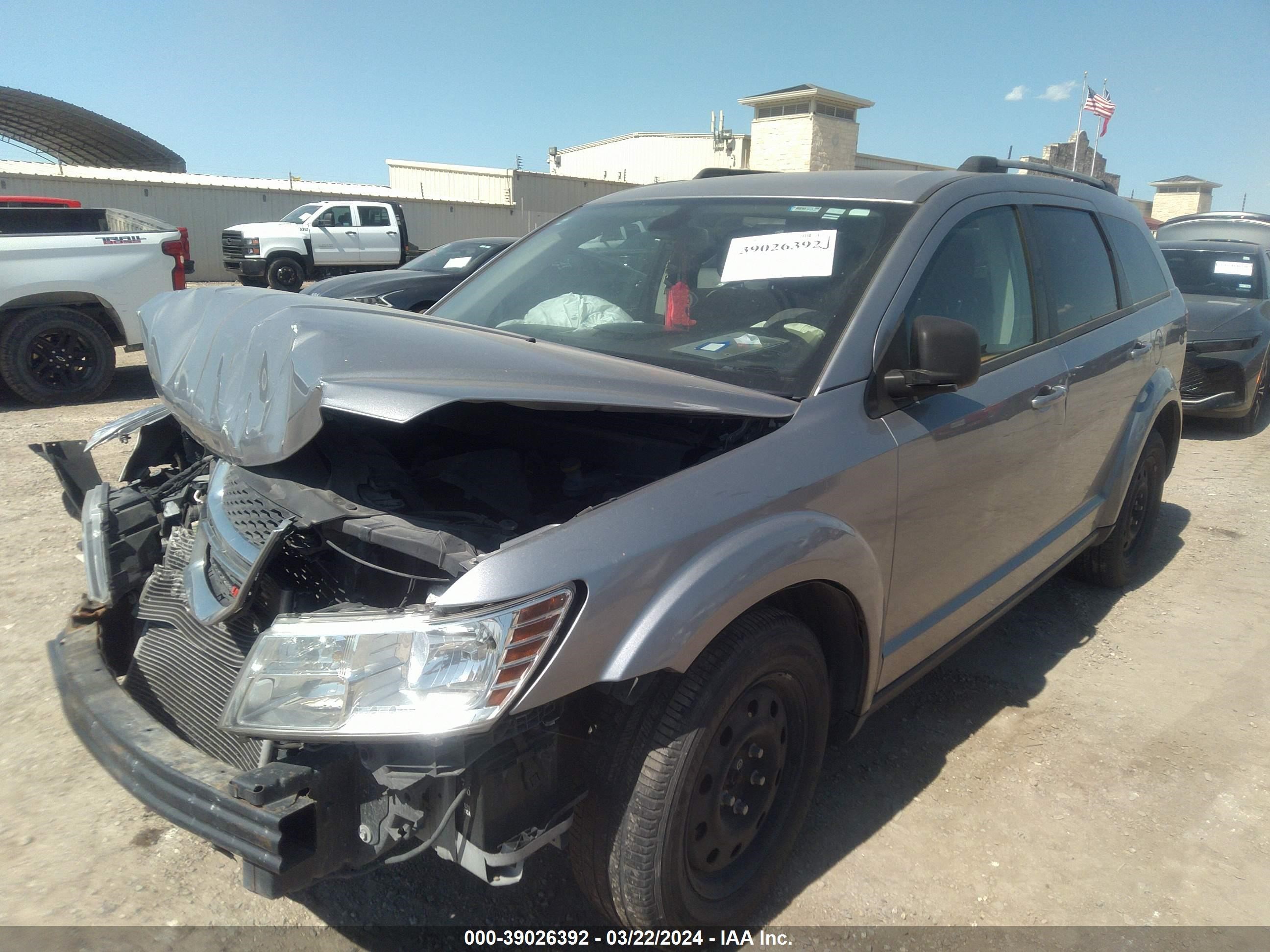 Photo 1 VIN: 3C4PDCAB4JT443504 - DODGE JOURNEY 