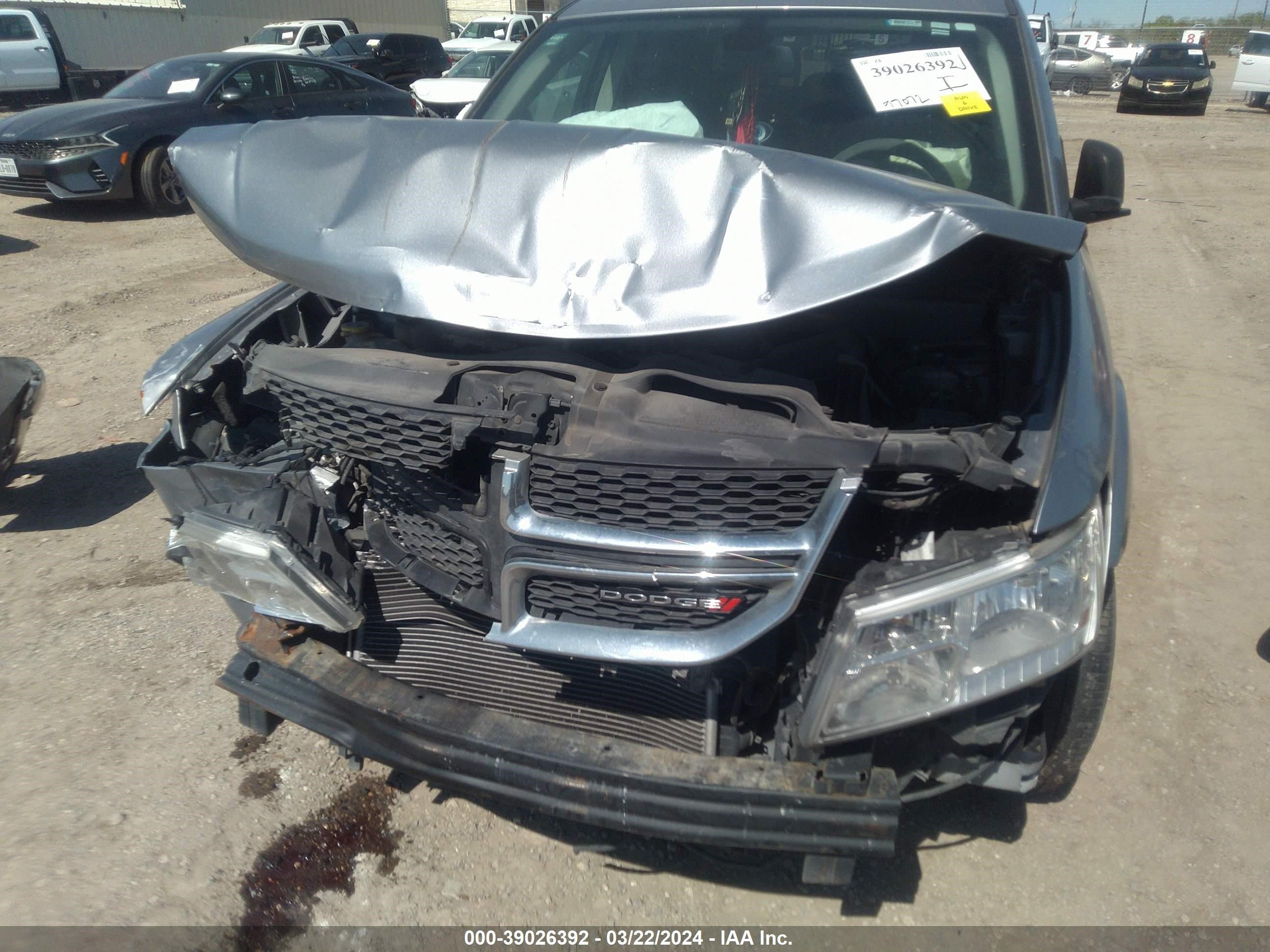 Photo 12 VIN: 3C4PDCAB4JT443504 - DODGE JOURNEY 