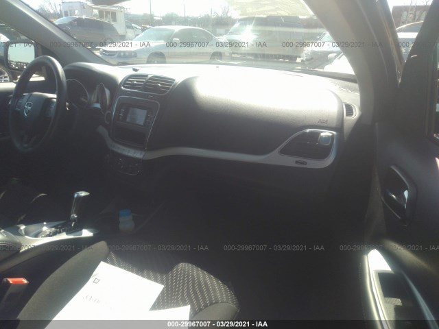 Photo 4 VIN: 3C4PDCAB4KT751399 - DODGE JOURNEY 