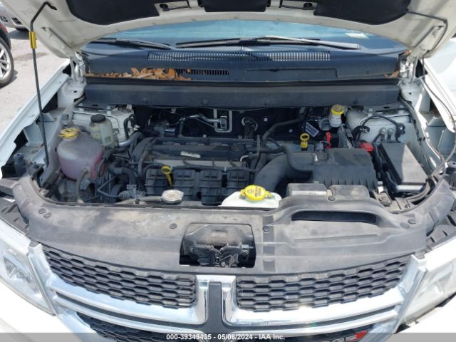 Photo 9 VIN: 3C4PDCAB4KT864995 - DODGE JOURNEY 