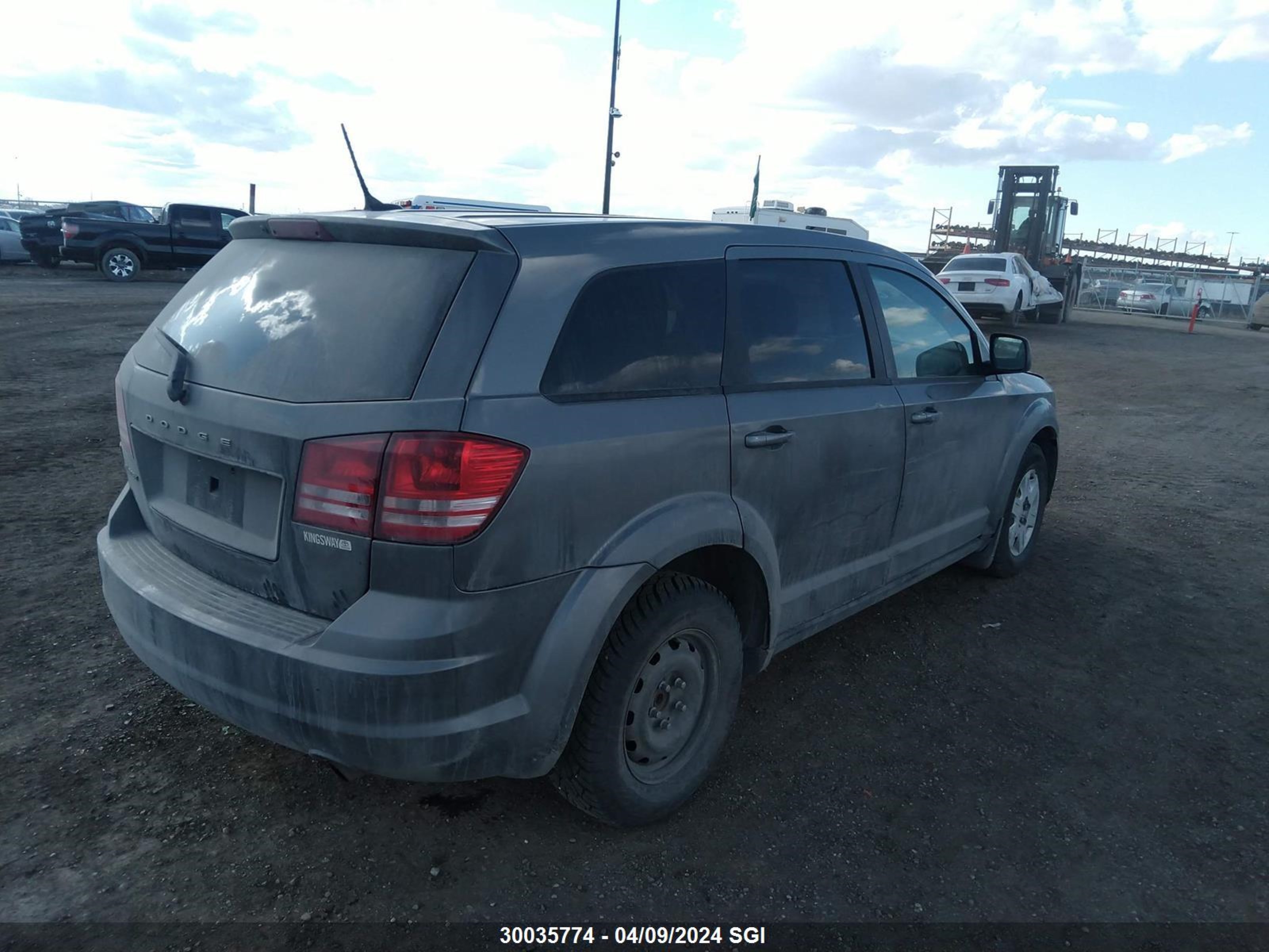 Photo 3 VIN: 3C4PDCAB5CT355662 - DODGE JOURNEY 