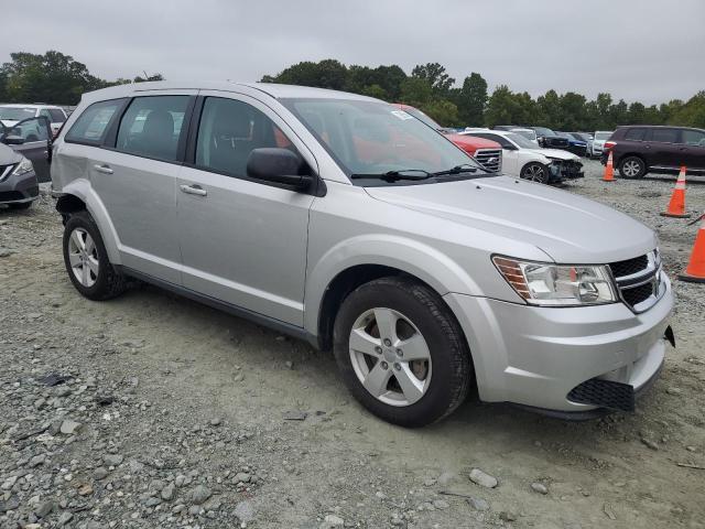 Photo 3 VIN: 3C4PDCAB5DT575983 - DODGE JOURNEY SE 