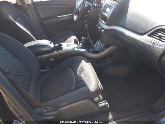 Photo 4 VIN: 3C4PDCAB5FT714027 - DODGE JOURNEY 