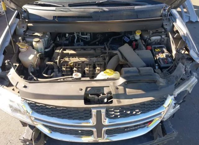 Photo 9 VIN: 3C4PDCAB5GT101715 - DODGE JOURNEY 