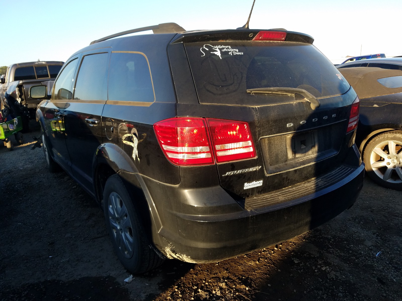 Photo 2 VIN: 3C4PDCAB5HT507656 - DODGE JOURNEY SE 