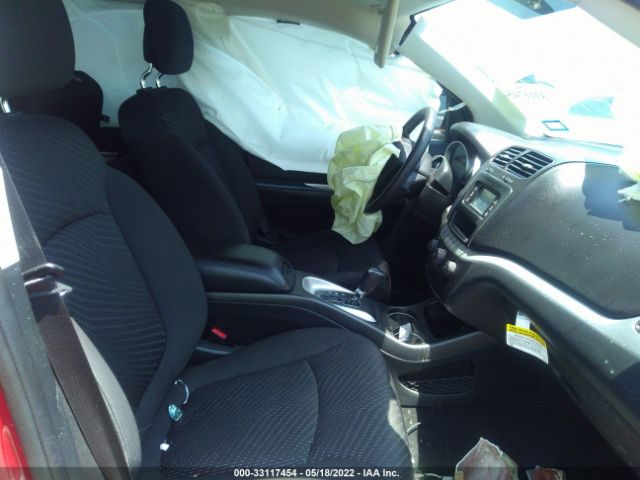 Photo 4 VIN: 3C4PDCAB5JT303445 - DODGE JOURNEY 