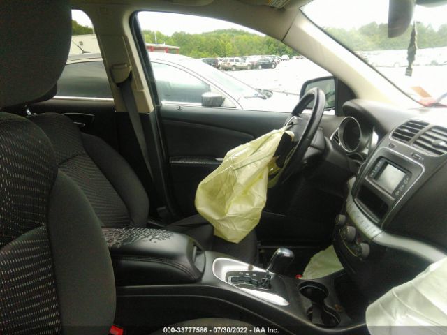 Photo 4 VIN: 3C4PDCAB5JT497569 - DODGE JOURNEY 