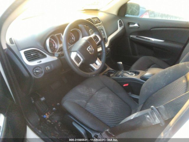 Photo 4 VIN: 3C4PDCAB5JT518842 - DODGE JOURNEY 