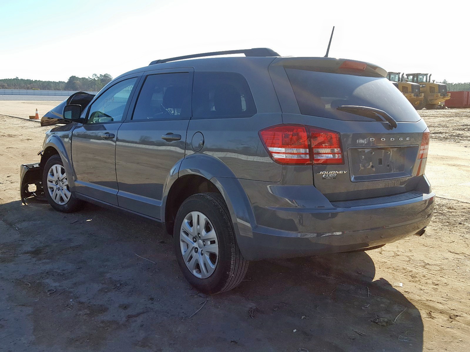 Photo 2 VIN: 3C4PDCAB5KT860955 - DODGE JOURNEY SE 