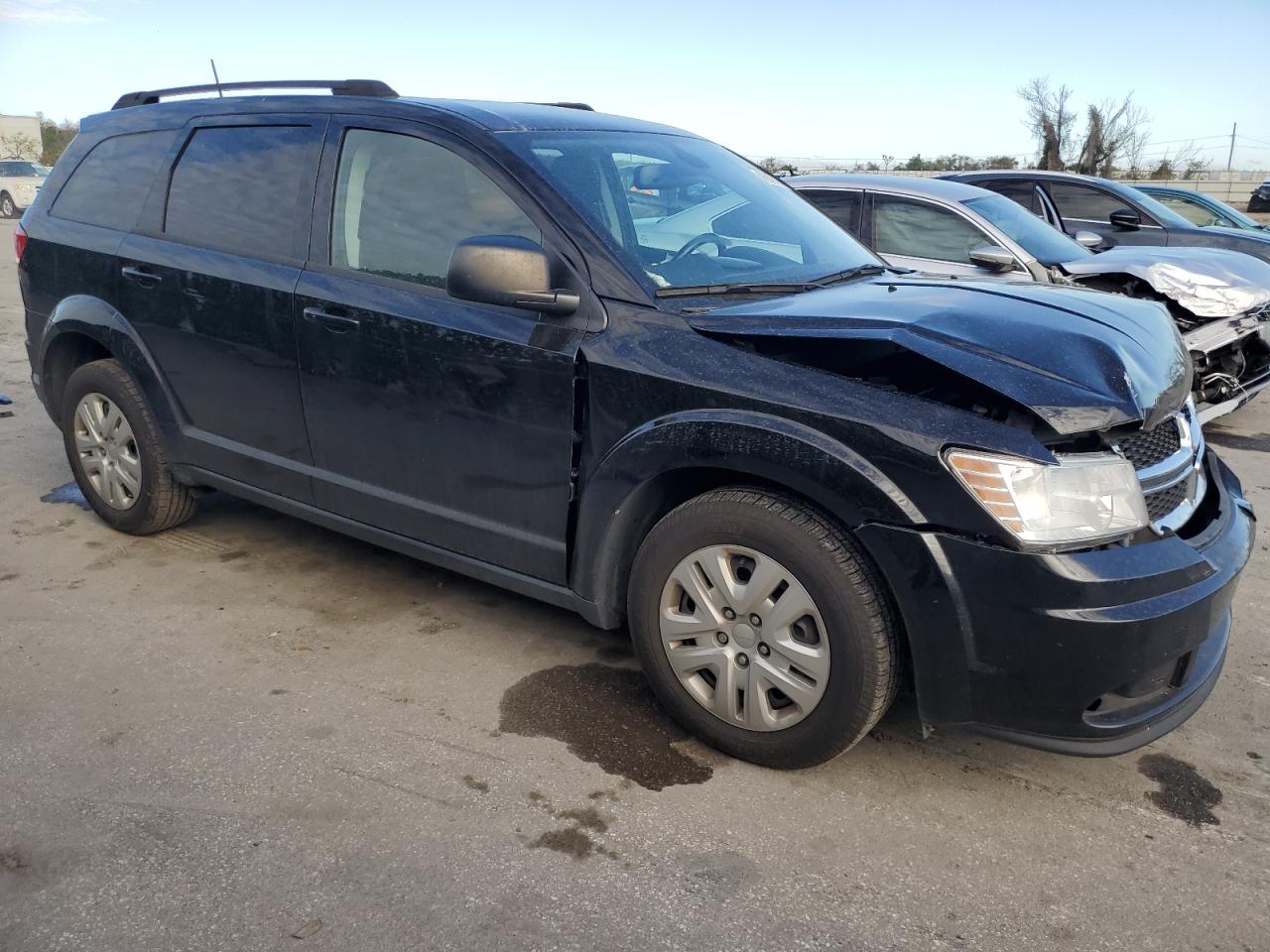 Photo 3 VIN: 3C4PDCAB5LT237398 - DODGE JOURNEY 