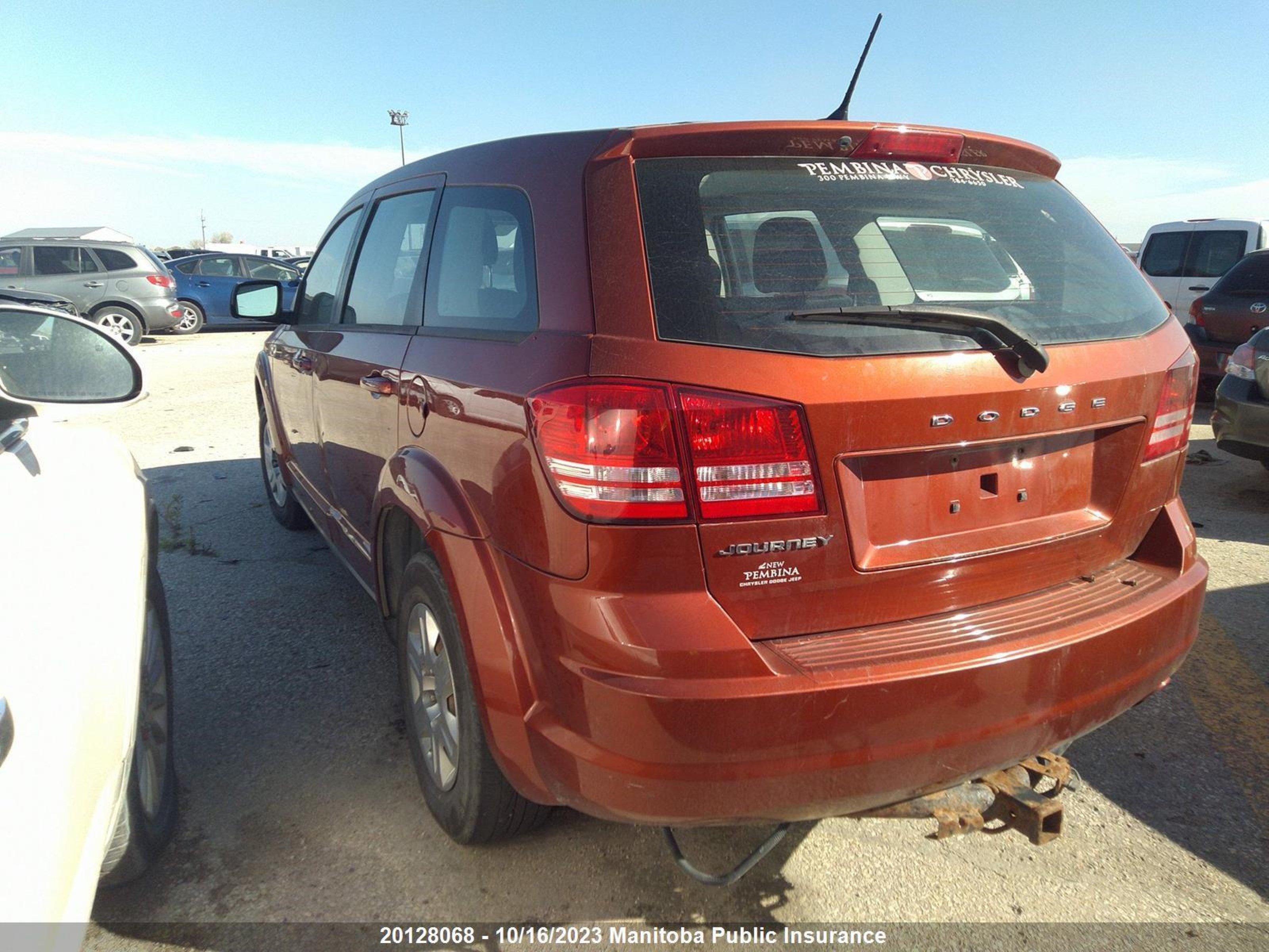 Photo 2 VIN: 3C4PDCAB6CT214387 - DODGE JOURNEY 