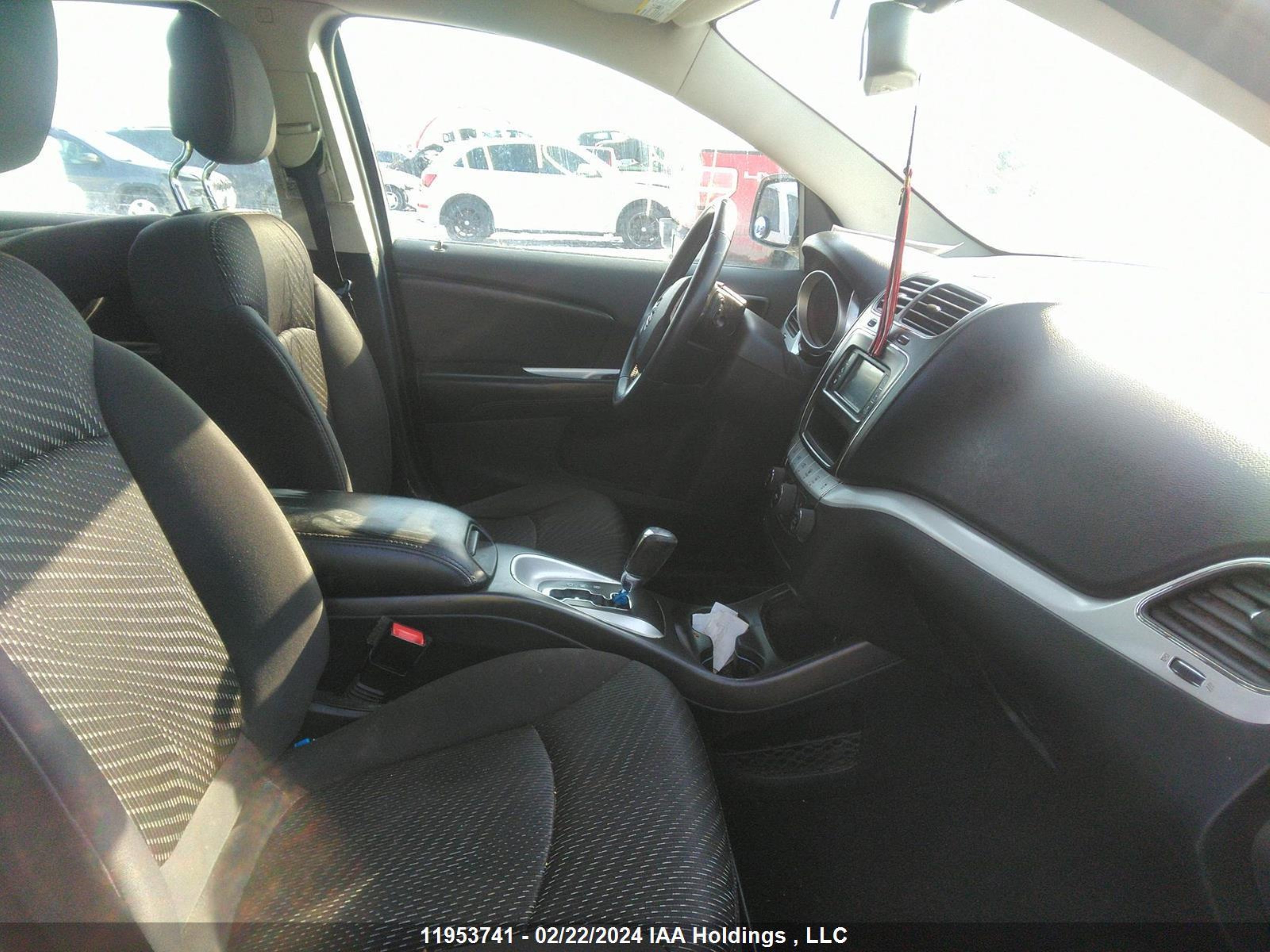 Photo 4 VIN: 3C4PDCAB6ET148247 - DODGE JOURNEY 