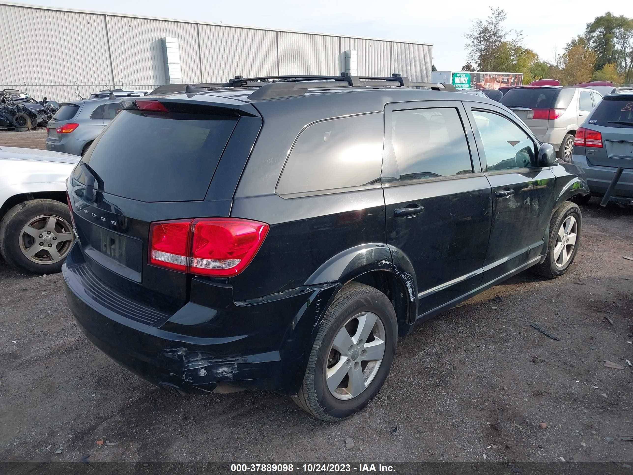 Photo 3 VIN: 3C4PDCAB6ET208141 - DODGE JOURNEY 