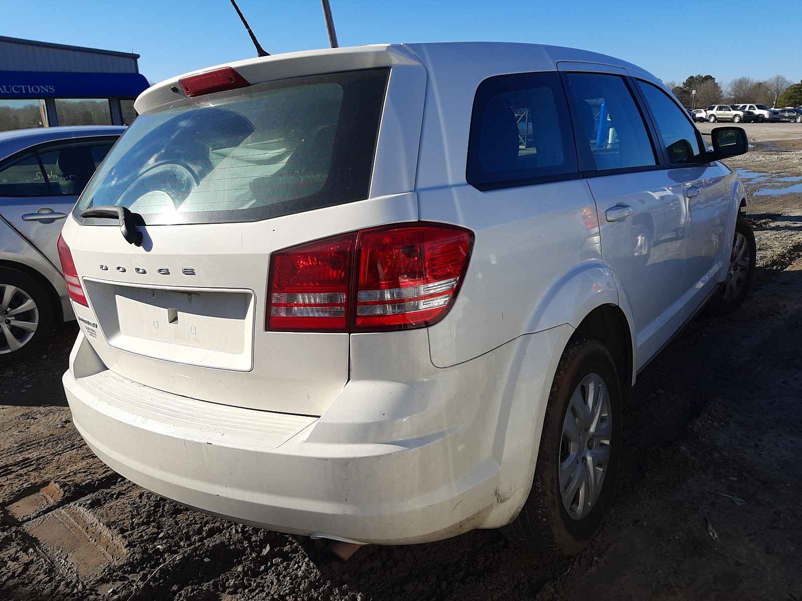 Photo 3 VIN: 3C4PDCAB6ET315125 - DODGE JOURNEY SE 