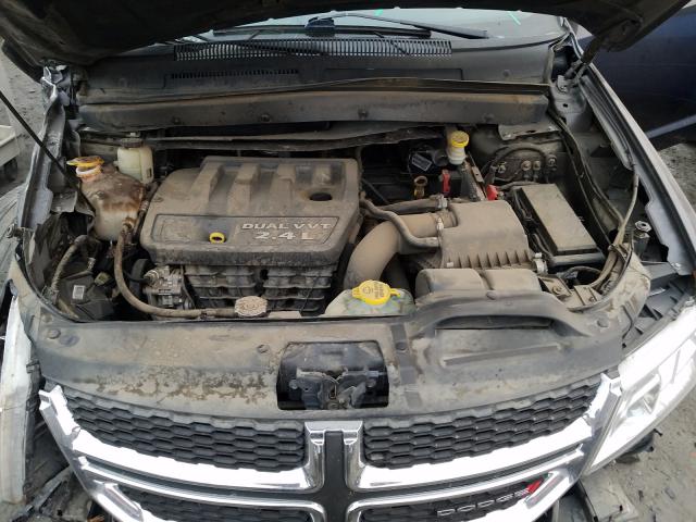 Photo 6 VIN: 3C4PDCAB6FT535494 - DODGE JOURNEY SE 