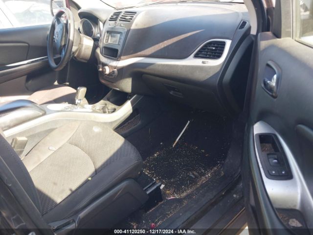 Photo 4 VIN: 3C4PDCAB6FT592844 - DODGE JOURNEY 