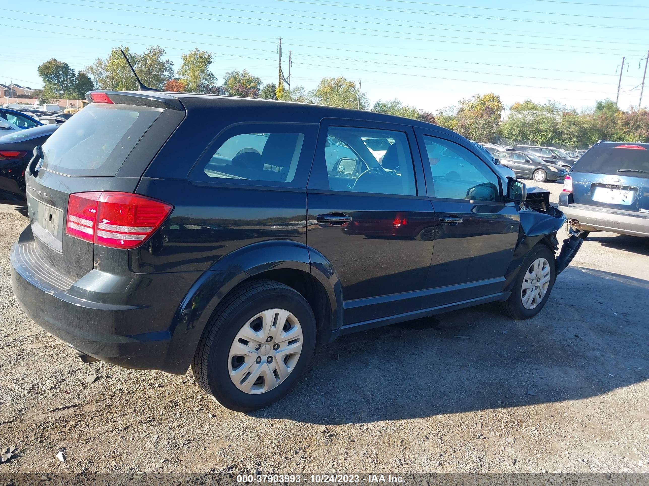 Photo 3 VIN: 3C4PDCAB6FT617922 - DODGE JOURNEY 