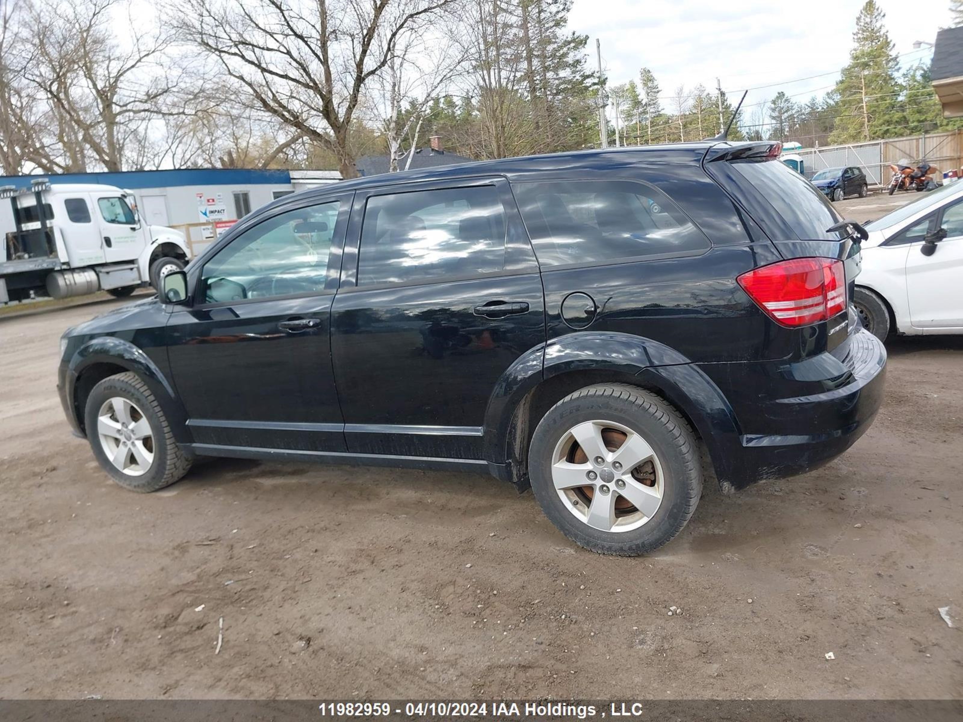 Photo 13 VIN: 3C4PDCAB6GT248562 - DODGE JOURNEY 