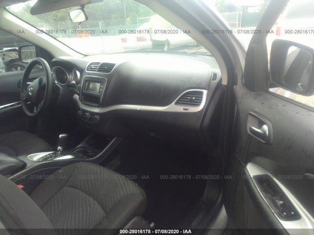 Photo 4 VIN: 3C4PDCAB6JT183316 - DODGE JOURNEY 