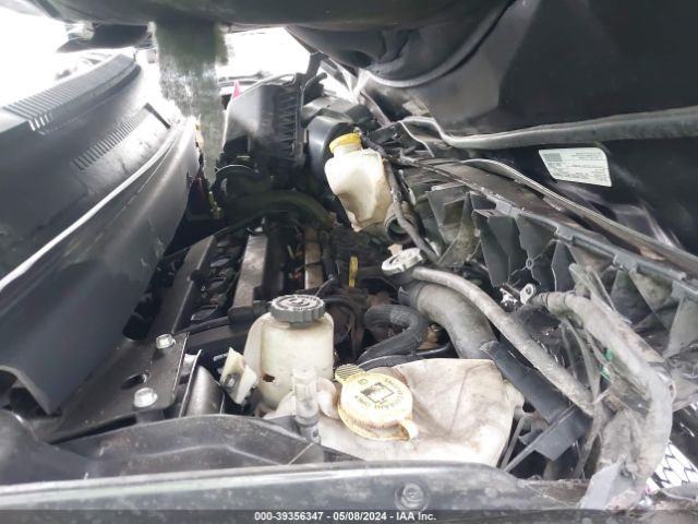 Photo 9 VIN: 3C4PDCAB6JT208604 - DODGE JOURNEY 