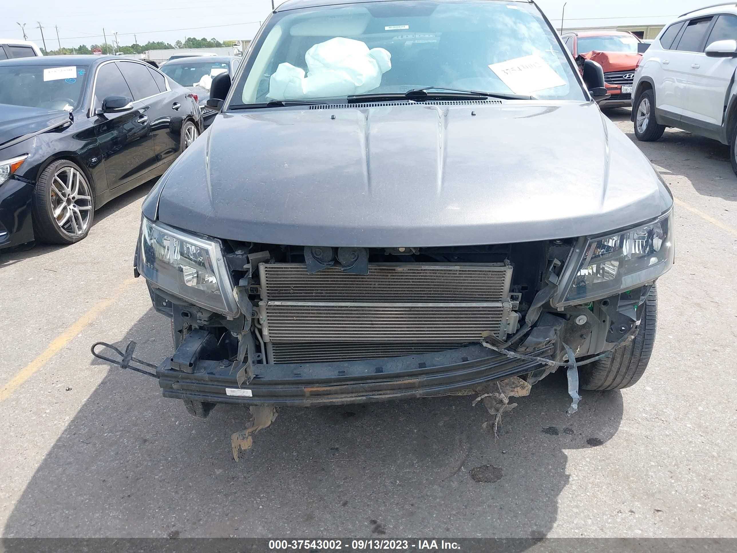 Photo 5 VIN: 3C4PDCAB6JT276014 - DODGE JOURNEY 