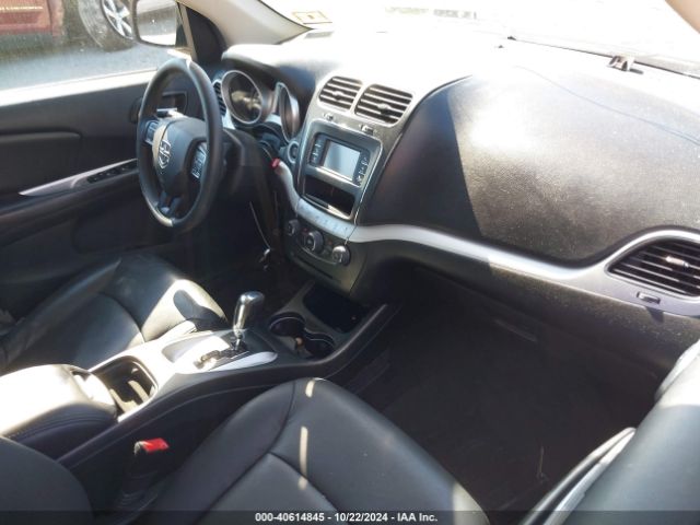 Photo 4 VIN: 3C4PDCAB6JT302627 - DODGE JOURNEY 