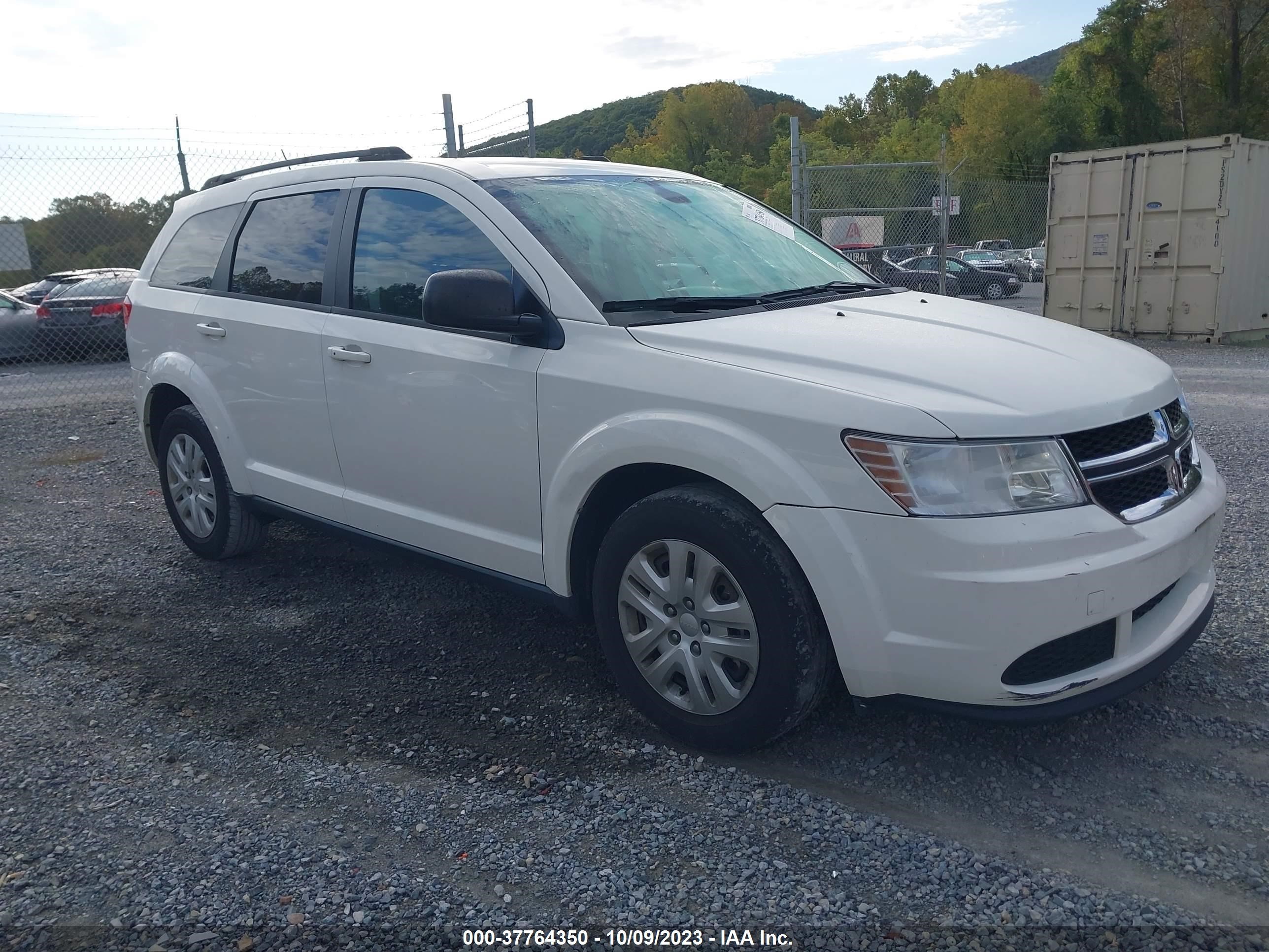 Photo 0 VIN: 3C4PDCAB6JT429846 - DODGE JOURNEY 