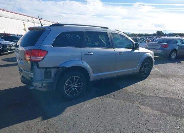 Photo 3 VIN: 3C4PDCAB6JT509518 - DODGE JOURNEY 