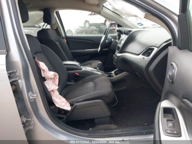 Photo 4 VIN: 3C4PDCAB6JT519613 - DODGE JOURNEY 