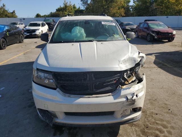 Photo 4 VIN: 3C4PDCAB6JT533818 - DODGE JOURNEY SE 