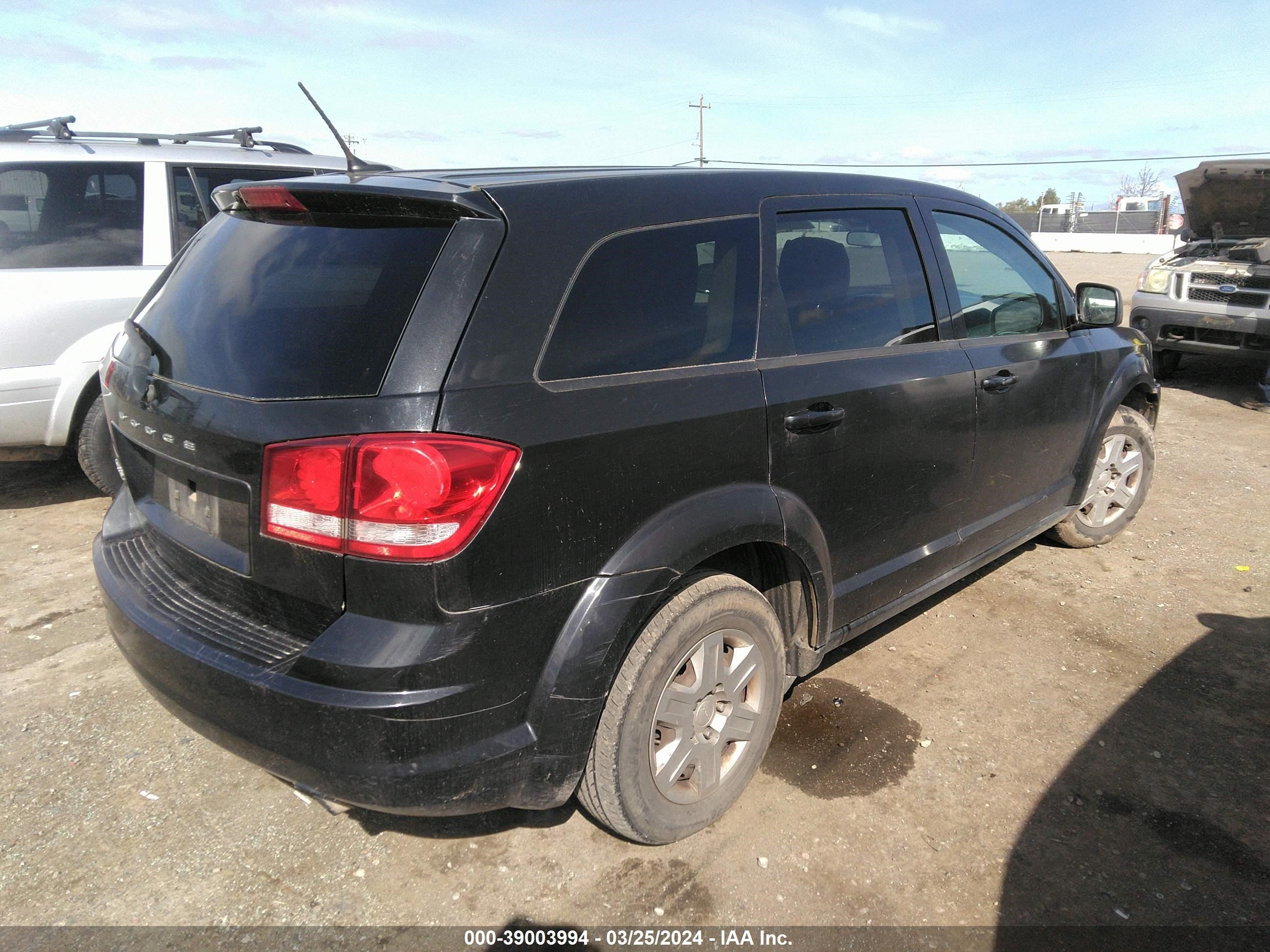 Photo 3 VIN: 3C4PDCAB7CT150943 - DODGE JOURNEY 