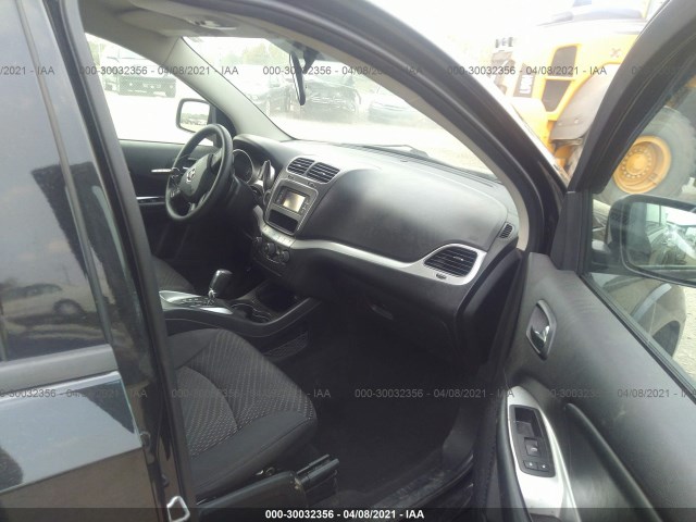 Photo 4 VIN: 3C4PDCAB7CT389974 - DODGE JOURNEY 