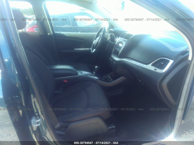 Photo 4 VIN: 3C4PDCAB7DT723826 - DODGE JOURNEY 