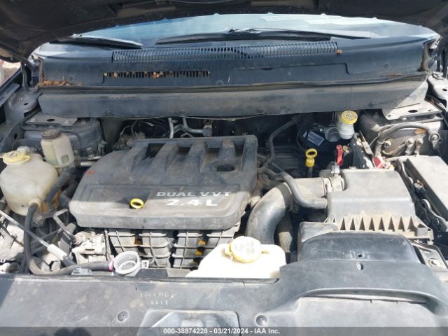 Photo 9 VIN: 3C4PDCAB7FT699515 - DODGE JOURNEY 